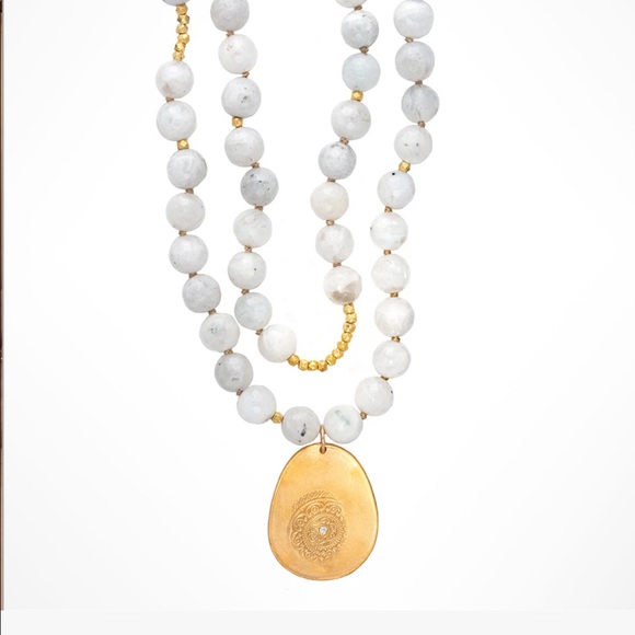 GENUINE MOONSTONE LAYER NECKLACE💕 - Picture 5 of 5